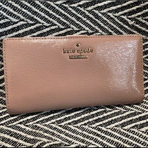 Kate Spade New York Large Slim Bifold Wallet